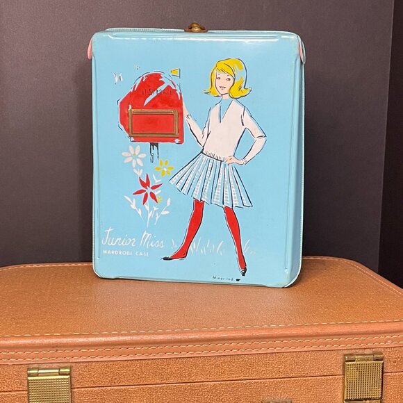 Vintage 1960s Junior Miss- Barbie Case - Picture 1 of 9